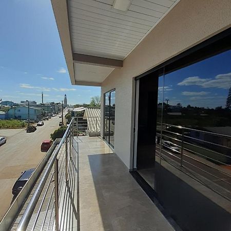 Apt novo completo no centro da cidade. Ametista do Sul Exterior foto